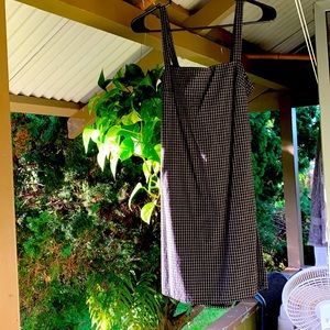 Black and white gingham dress 💣